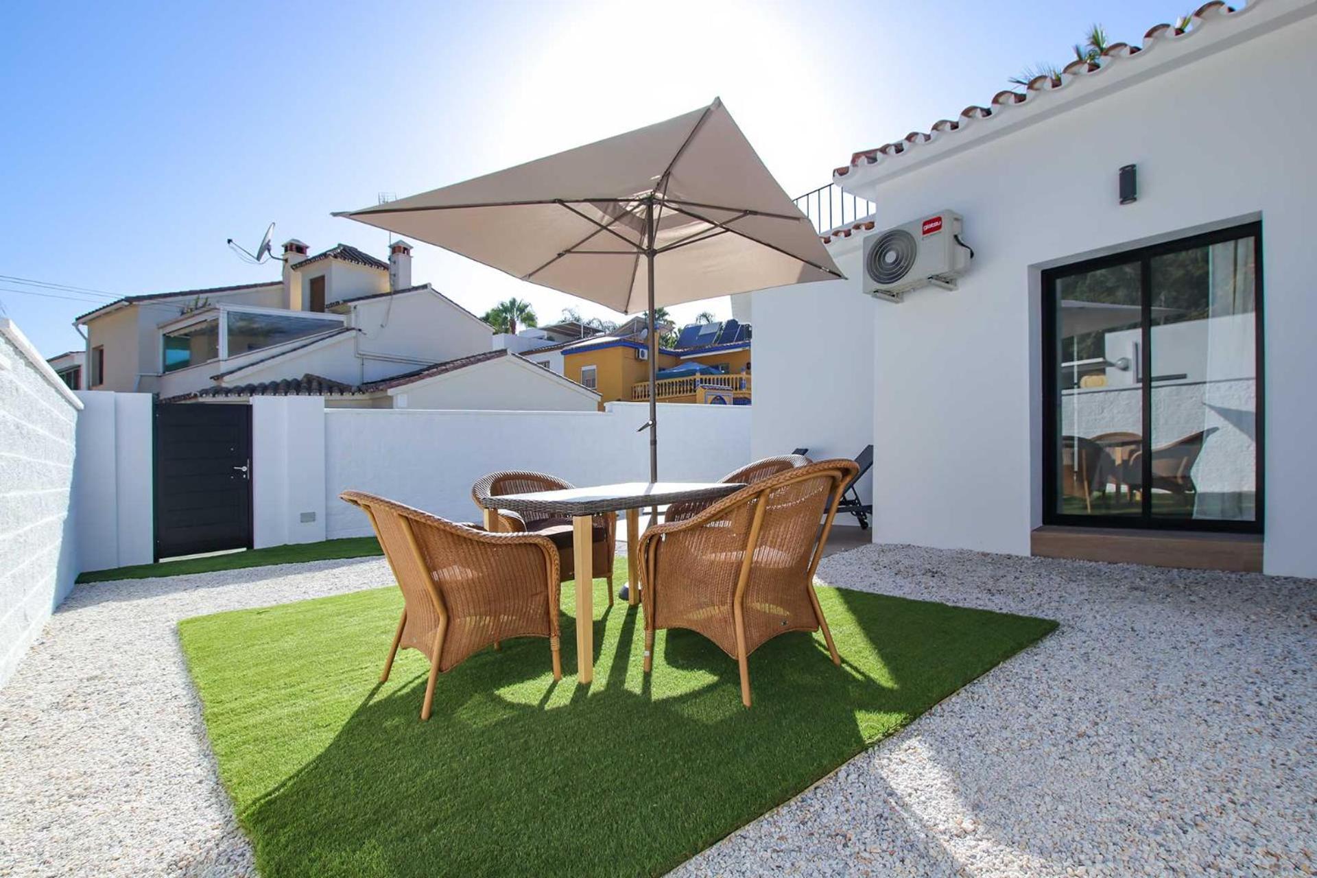 Linda Vista Beach Apartment Марбелья Екстер'єр фото