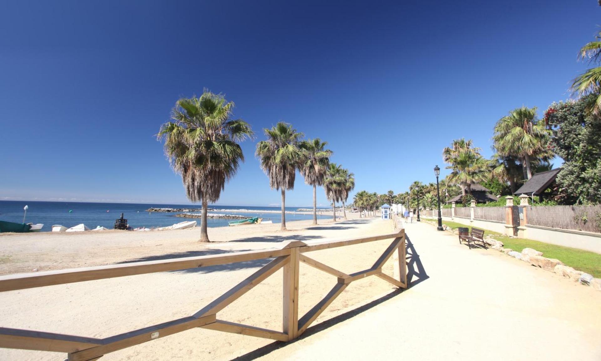 Linda Vista Beach Apartment Марбелья Екстер'єр фото
